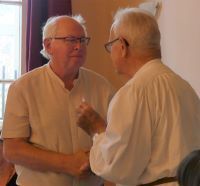 neuer und alter Vorsitzender